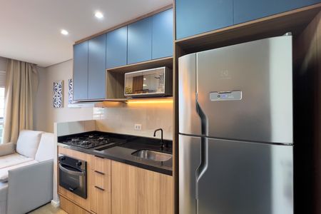 Cozinha de apartamento para alugar com 1 quarto, 29m² em Jardim da Gloria, São Paulo