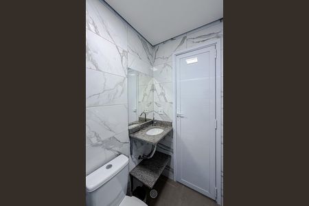 Banheiro de kitnet/studio para alugar com 1 quarto, 22m² em Vila Mariana, São Paulo