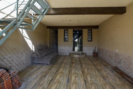 GARAGEM de casa à venda com 2 quartos, 260m² em Jardim Arpoador, São Paulo