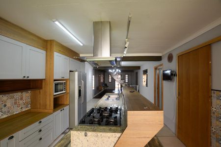 Casa à venda com 2 quartos, 260m² em Jardim Arpoador, São Paulo
