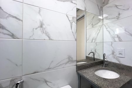 Banheiro de kitnet/studio para alugar com 1 quarto, 28m² em Vila Mariana, São Paulo