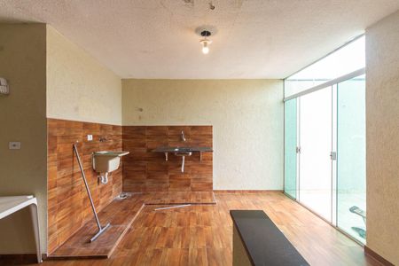 Casa de condomínio para alugar com 147m², 3 quartos e 1 vaga Casa de condomínio para alugar com 147m², 3 quartos e 1 vagaÁrea de Serviço