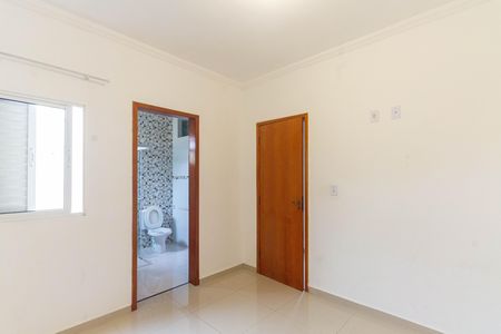 Casa de condomínio para alugar com 147m², 3 quartos e 1 vaga Casa de condomínio para alugar com 147m², 3 quartos e 1 vagaSuíte