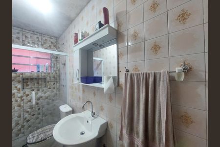 Banheiro 1 de casa para alugar com 2 quartos, 200m² em Jardim Icarai, São Paulo