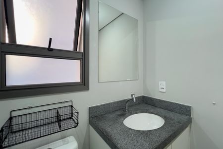 Banheiro de kitnet/studio para alugar com 1 quarto, 23m² em Vila Mariana, São Paulo