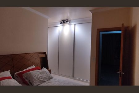 Apartamento para alugar com 95m², 3 quartos e 3 vagas Apartamento para alugar com 95m², 3 quartos e 3 vagasQuarto