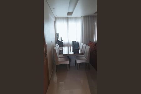 Apartamento para alugar com 95m², 3 quartos e 3 vagas Apartamento para alugar com 95m², 3 quartos e 3 vagasSala