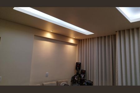 Apartamento para alugar com 95m², 3 quartos e 3 vagas Apartamento para alugar com 95m², 3 quartos e 3 vagasSala