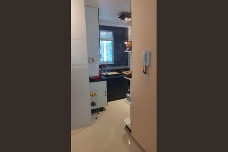 Apartamento para alugar com 95m², 3 quartos e 3 vagas Apartamento para alugar com 95m², 3 quartos e 3 vagasCozinha