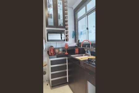 Apartamento para alugar com 95m², 3 quartos e 3 vagas Apartamento para alugar com 95m², 3 quartos e 3 vagasCozinha