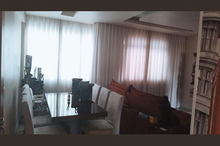 Apartamento para alugar com 95m², 3 quartos e 3 vagas Apartamento para alugar com 95m², 3 quartos e 3 vagasSala
