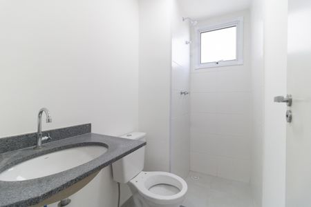 Banheiro  de apartamento à venda com 2 quartos, 42m² em Vila Vermelha, São Paulo
