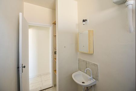 Apartamento para alugar com 62m², 2 quartos e sem vaga Apartamento para alugar com 62m², 2 quartos e sem vagaBanheiro