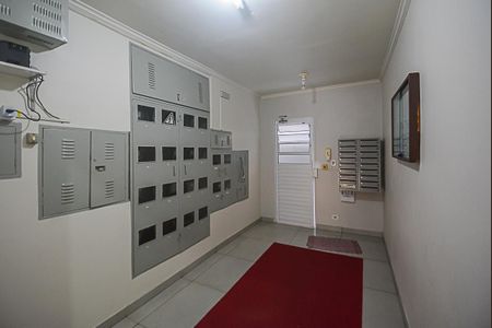 Hall de entrada de apartamento para alugar com 2 quartos, 62m² em Vila Santa Luzia, São Bernardo do Campo