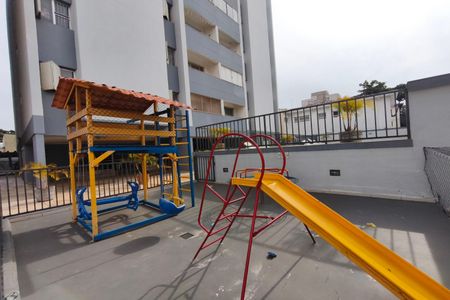 Apartamento para alugar com 78m², 2 quartos e 1 vaga Apartamento para alugar com 78m², 2 quartos e 1 vagaÁrea comum - Playground