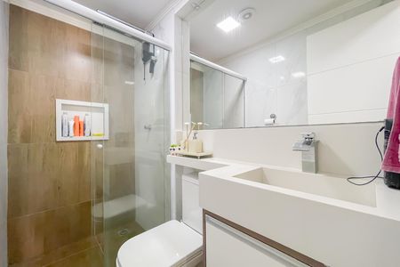 Apartamento à venda com 60m², 3 quartos e 1 vaga Apartamento à venda com 60m², 3 quartos e 1 vagaBanheiro social