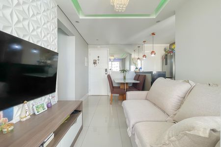 Apartamento à venda com 60m², 3 quartos e 1 vaga Apartamento à venda com 60m², 3 quartos e 1 vagaSala