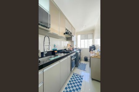 Apartamento à venda com 60m², 3 quartos e 1 vaga Apartamento à venda com 60m², 3 quartos e 1 vagaCozinha e Área de Serviço