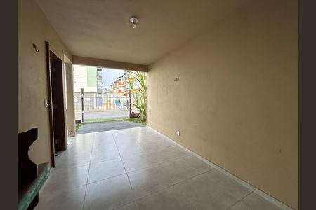 Garagem de apartamento para alugar com 2 quartos, 80m² em Barra da Lagoa, Florianópolis