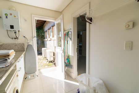 Casa de condomínio para alugar com 386m², 2 quartos e 4 vagas Casa de condomínio para alugar com 386m², 2 quartos e 4 vagasÁrea de Serviço