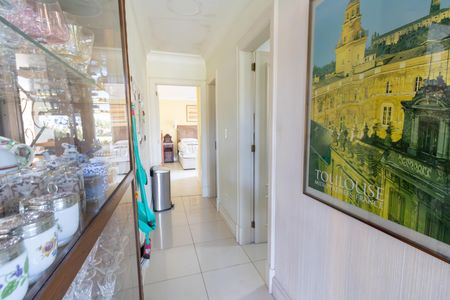 Casa de condomínio para alugar com 386m², 2 quartos e 4 vagas Casa de condomínio para alugar com 386m², 2 quartos e 4 vagasCorredor