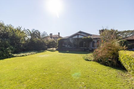 Casa de condomínio para alugar com 386m², 2 quartos e 4 vagas Casa de condomínio para alugar com 386m², 2 quartos e 4 vagasQuintal