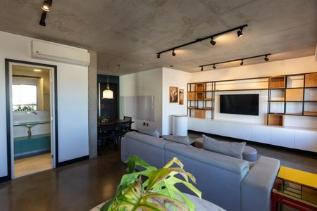 Sala de kitnet/studio para alugar com 1 quarto, 70m² em Cambuí, Campinas