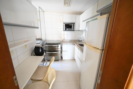 Apartamento para alugar com 80m², 2 quartos e 2 vagas