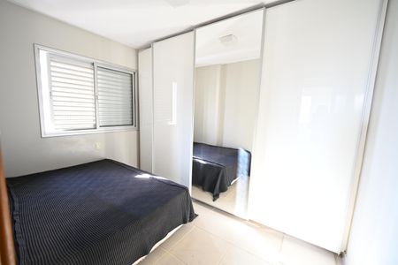 Apartamento para alugar com 80m², 2 quartos e 2 vagas