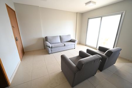 Apartamento para alugar com 2 quartos, 80m² em Serrinha, Goiânia