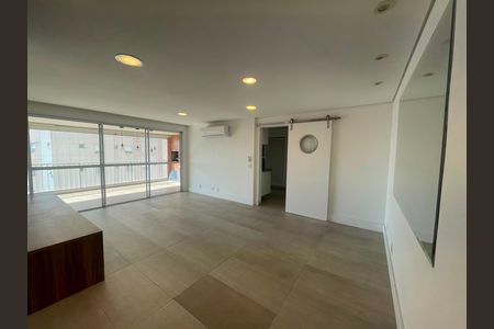 Apartamento para alugar com 3 quartos, 141m² em Vila Gumercindo, São Paulo