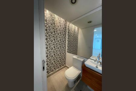 Apartamento para alugar com 141m², 3 quartos e 3 vagas Apartamento para alugar com 141m², 3 quartos e 3 vagasBanheiro
