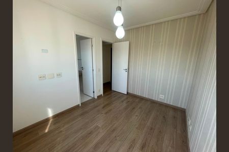 Apartamento para alugar com 141m², 3 quartos e 3 vagas Apartamento para alugar com 141m², 3 quartos e 3 vagasQuarto