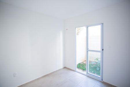 Quarto 1 de apartamento à venda com 2 quartos, 102m² em Praia, Contagem