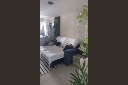 Sala de casa à venda com 4 quartos, 120m² em Curicica, Rio de Janeiro