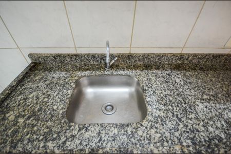 Cozinha de apartamento para alugar com 2 quartos, 52m² em Conjunto Residencial Vista Verde, São Paulo