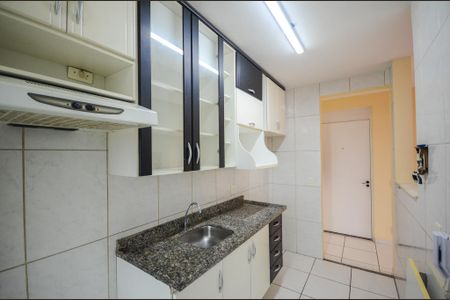 Apartamento para alugar com 52m², 2 quartos e 2 vagas Apartamento para alugar com 52m², 2 quartos e 2 vagasCozinha