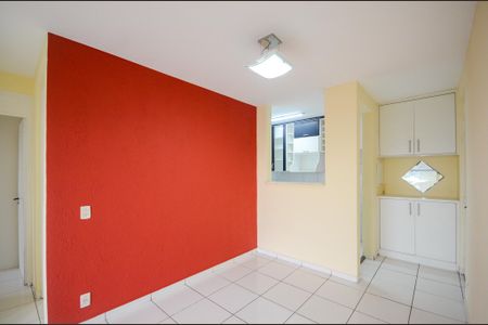 Sala de apartamento para alugar com 2 quartos, 52m² em Conjunto Residencial Vista Verde, São Paulo