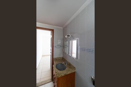 Apartamento para alugar com 47m², 2 quartos e 1 vaga Apartamento para alugar com 47m², 2 quartos e 1 vagaBanheiro
