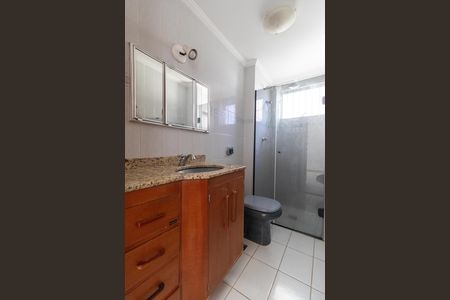 Apartamento para alugar com 47m², 2 quartos e 1 vaga Apartamento para alugar com 47m², 2 quartos e 1 vagaBanheiro