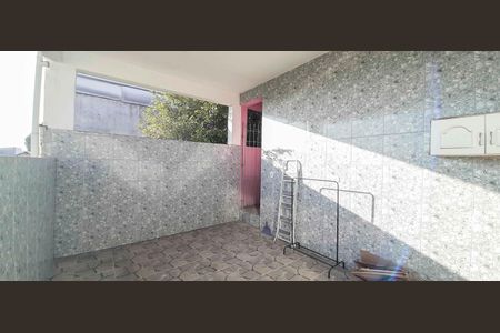 Área de Serviço de casa para alugar com 2 quartos, 60m² em Quitaúna, Osasco