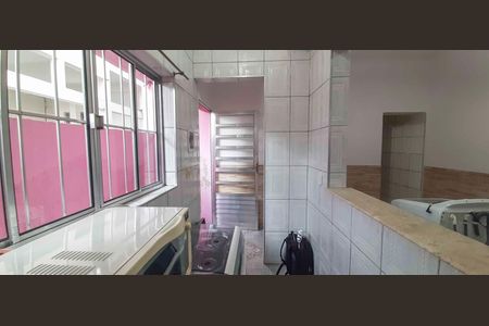 Casa para alugar com 60m², 2 quartos e sem vaga Casa para alugar com 60m², 2 quartos e sem vagaCozinha