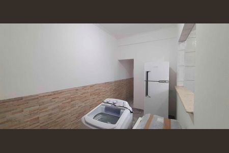 Sala de casa para alugar com 2 quartos, 60m² em Quitaúna, Osasco