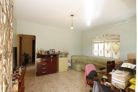 Casa à venda com 7 quartos, 700m² em Madre Gertrudes, Belo Horizonte