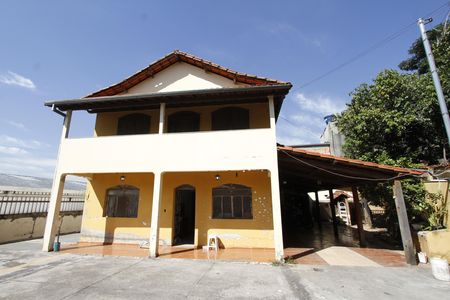 Garagem de casa à venda com 7 quartos, 700m² em Madre Gertrudes, Belo Horizonte