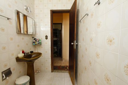 Banheiro 1 de casa à venda com 7 quartos, 700m² em Madre Gertrudes, Belo Horizonte