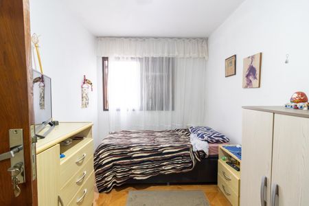 Quarto 2 de casa à venda com 4 quartos, 242m² em Santo Antônio, Porto Alegre