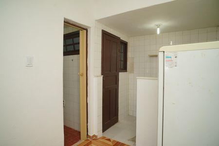 Cozinha de kitnet/studio para alugar com 1 quarto, 50m² em Cordeirinho, Maricá