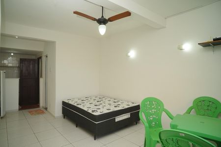 Kitnet/Studio para alugar com 1 quarto, 50m² em Cordeirinho, Maricá