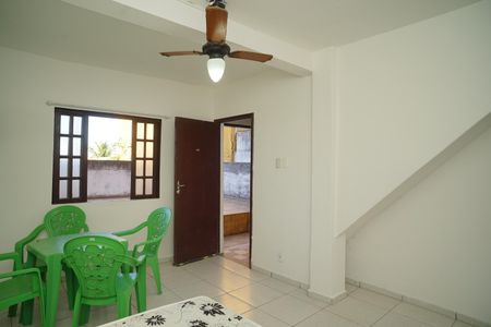 Studio de kitnet/studio para alugar com 1 quarto, 50m² em Cordeirinho, Maricá